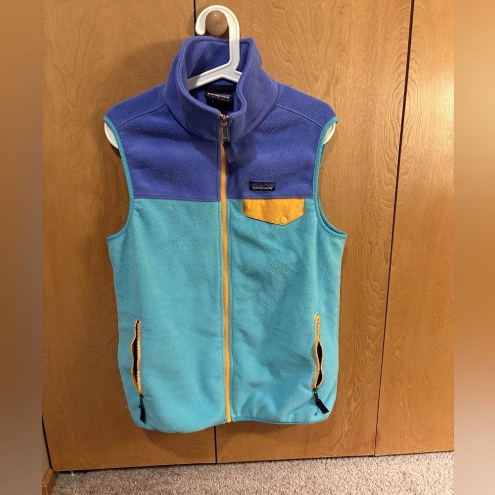 Patagonia Synchilla Women’s Fleece Zip Up Two Tone Vest Size Medium
